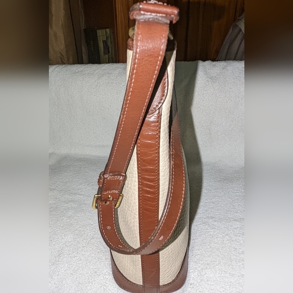 Vintage Dooney and Bourke all weather cream and brown leather trim shoul… - Picture 5 of 15